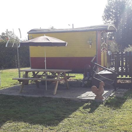Hotel Le Pick Up 403 Vintage Oradour-sur-Glane Exterior foto