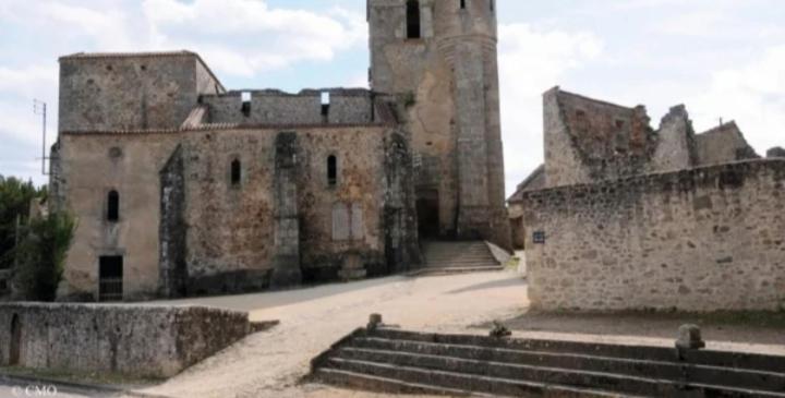 Hotel Le Pick Up 403 Vintage Oradour-sur-Glane Exterior foto