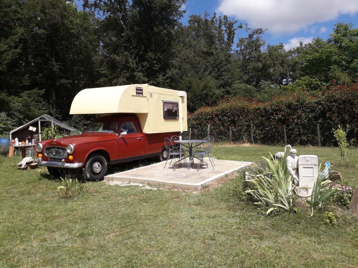 Hotel Le Pick Up 403 Vintage Oradour-sur-Glane Exterior foto
